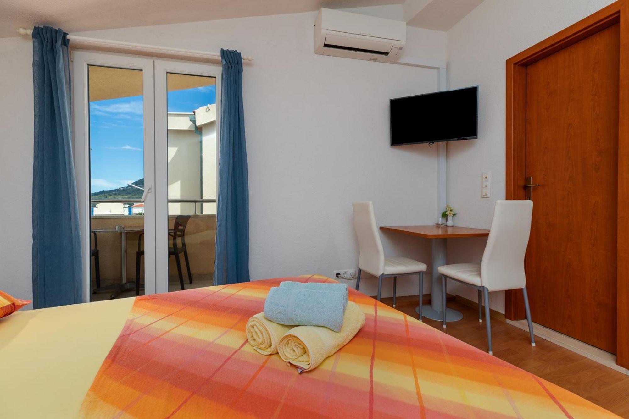Apartments By The Sea Drasnice, Makarska - 6697 Cameră foto