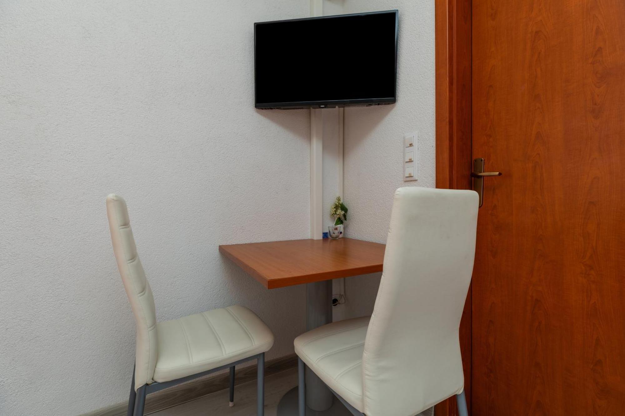Apartments By The Sea Drasnice, Makarska - 6697 Cameră foto