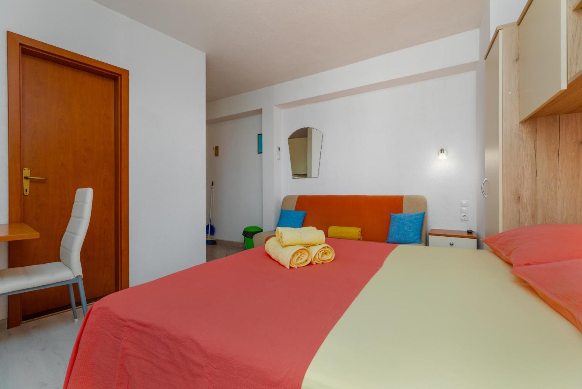 Apartments By The Sea Drasnice, Makarska - 6697 Cameră foto